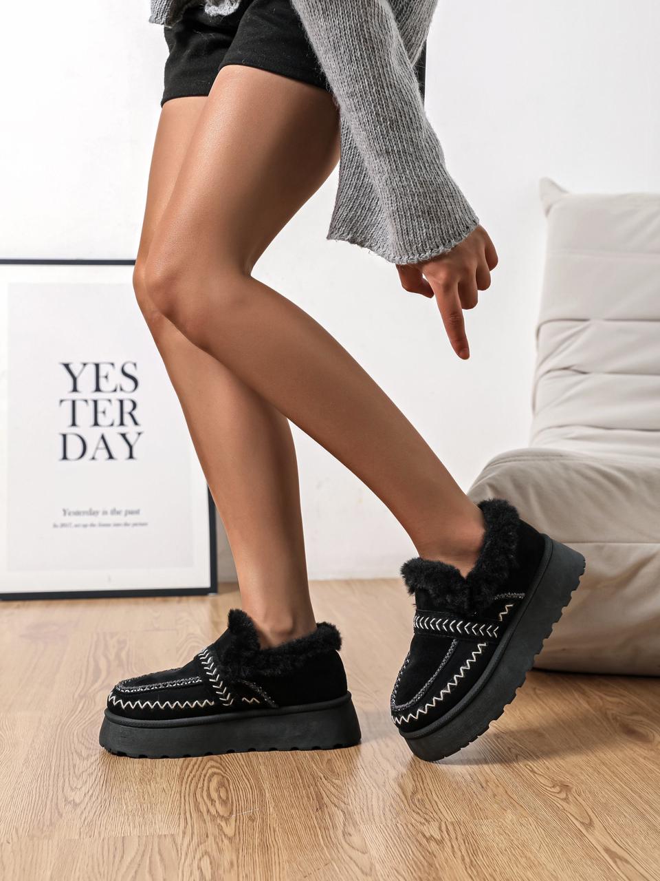 Chuncky Suede Shoes Black