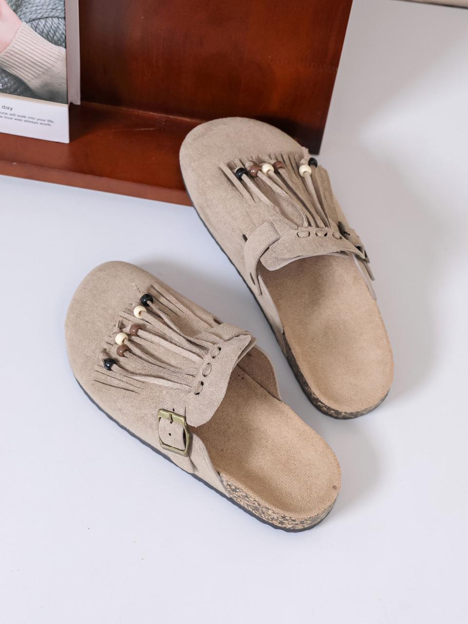 Flat Half Fringes Slippers Light Cafe
