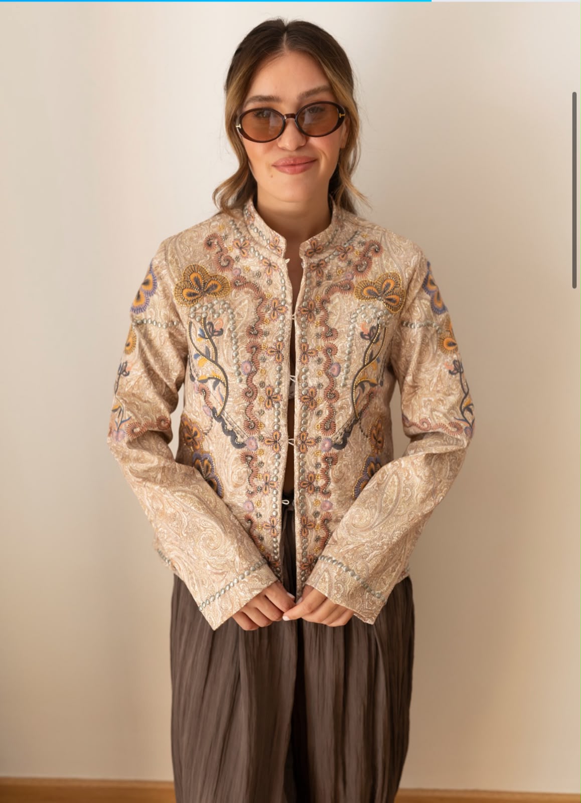 Jacket Embroidery Beige