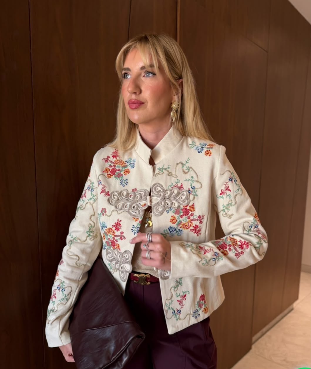 Jacket embroidery beige