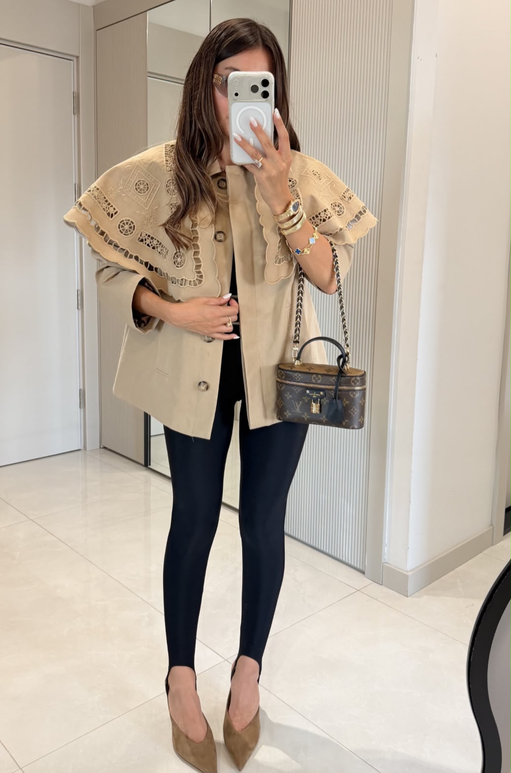 Jacket beige embroidered