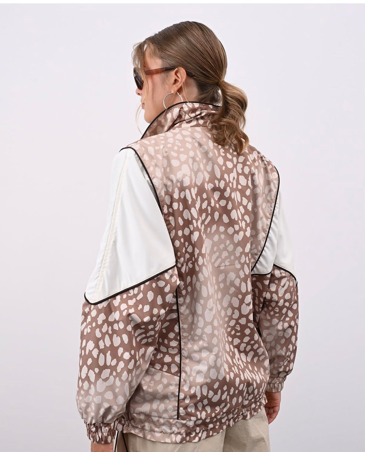 Jacket sweater bambi pattern