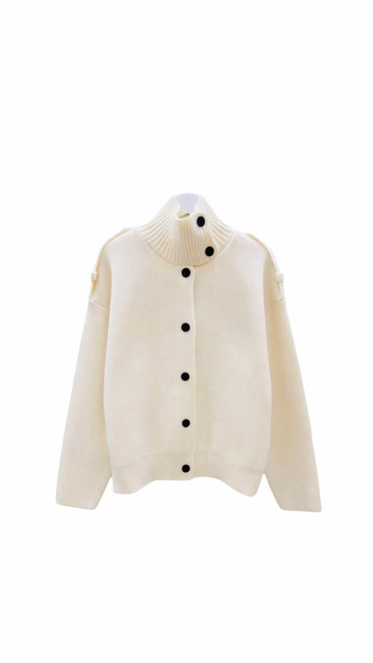 Jacket offhwite wool buttons